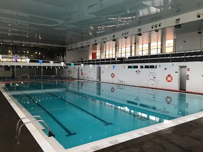 Centro acuático y deportivo El Galeón