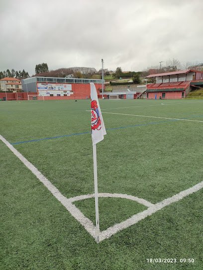 Campo de Fútbol Oza dos Ríos (O Loureiro)