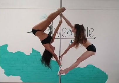 Live & Pole Manresa