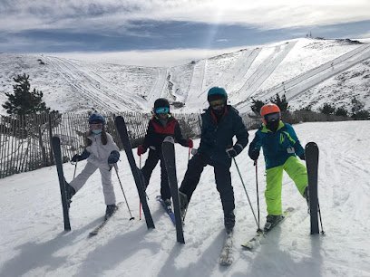 Neo Mountain , Deporte y familia