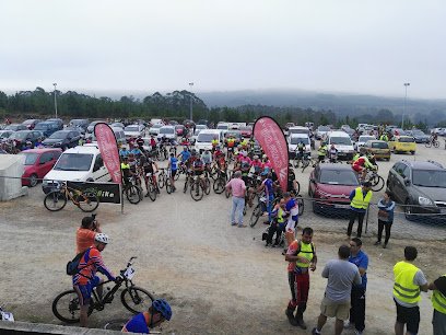 Campo de Fútbol de Bealo (A Lomba)