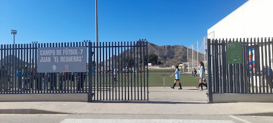 Campo de Fútbol 7 Juán Regueas