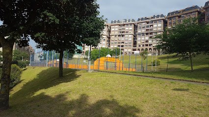 Pista de fútbol y baloncesto del Davila Park