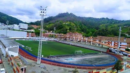 Estadio de Fútbol Hermanos Antuña