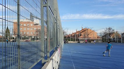 Pistas baloncesto y futbol