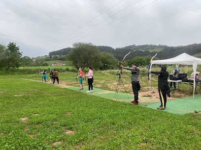 CDE Arco Pielagos – Campo de Aire Libre Parbayon