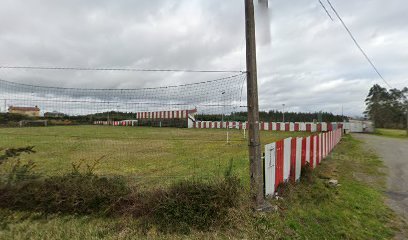 Campo de Fútbol de Mesón do Vento (Monte Roxo)
