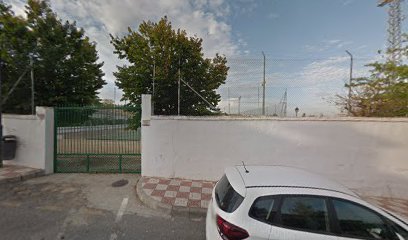 Campo de fútbol los hoyos