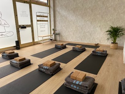 Samadhi Yoga Terapia | Yoga | Meditación | Hipnoparto