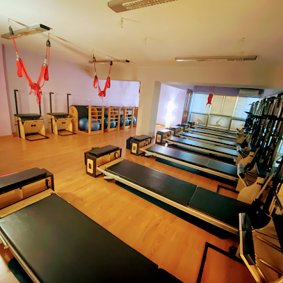 Studio Yoga Y Pilates Lucía