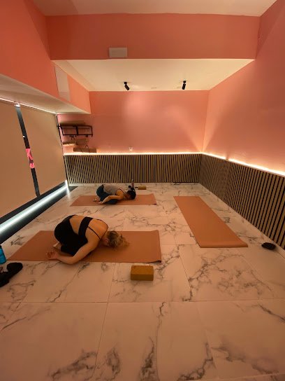 HIIT YOGA MADRID