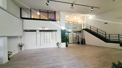 AGURU YOGA