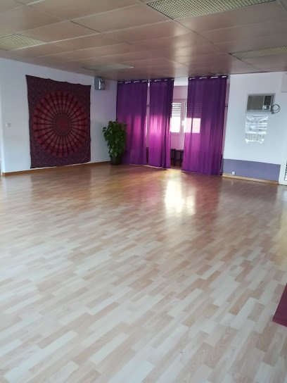 Yoga Conectivo | Meme Martín | Educadora corporal