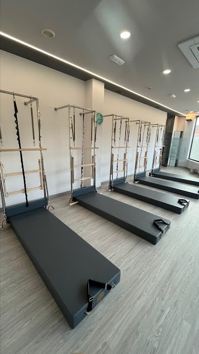 Estudio Pilates y Yoga. Patricia Marcos. Torrijos